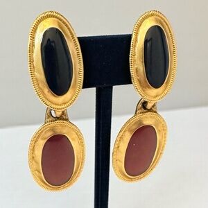 Vintage ‘80s Onyx & Carnelian Color Carmen Oversized Brushed Gold Tone Earrings